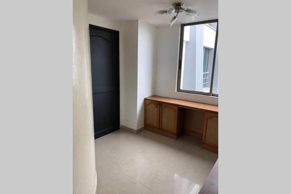 Apartamento Amoblado Con Excelente Ubicacion Pereira Zewnętrze zdjęcie