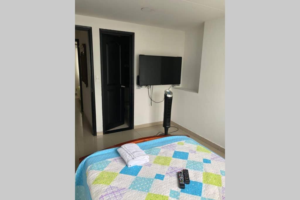 Apartamento Amoblado Con Excelente Ubicacion Pereira Zewnętrze zdjęcie